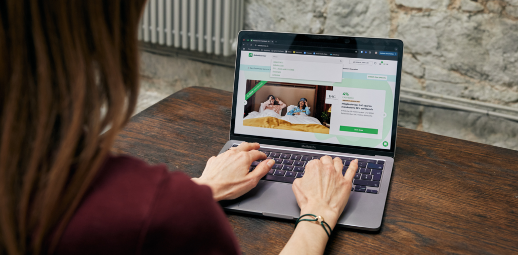 Entdecke bei Rabattcorner über 800 Partnershops mit Cashback.
